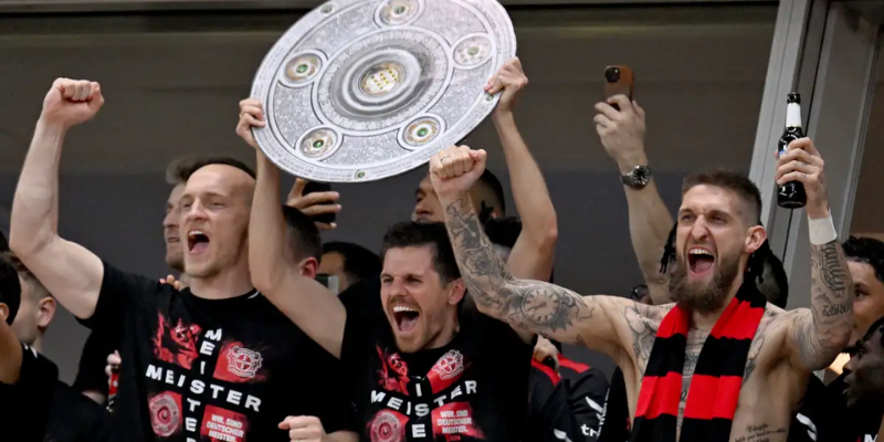 What gives Leverkusen a chance